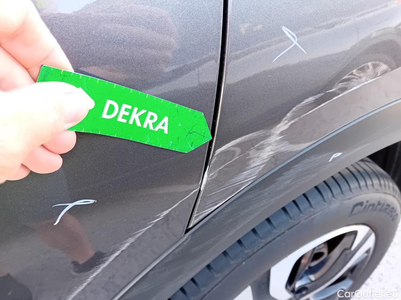  DS  DS7 DS DS 7 Crossback / 2017 / 5P / todoterreno BlueHDi DE 96kW (130CV) Auto. CHIC (AC) #16