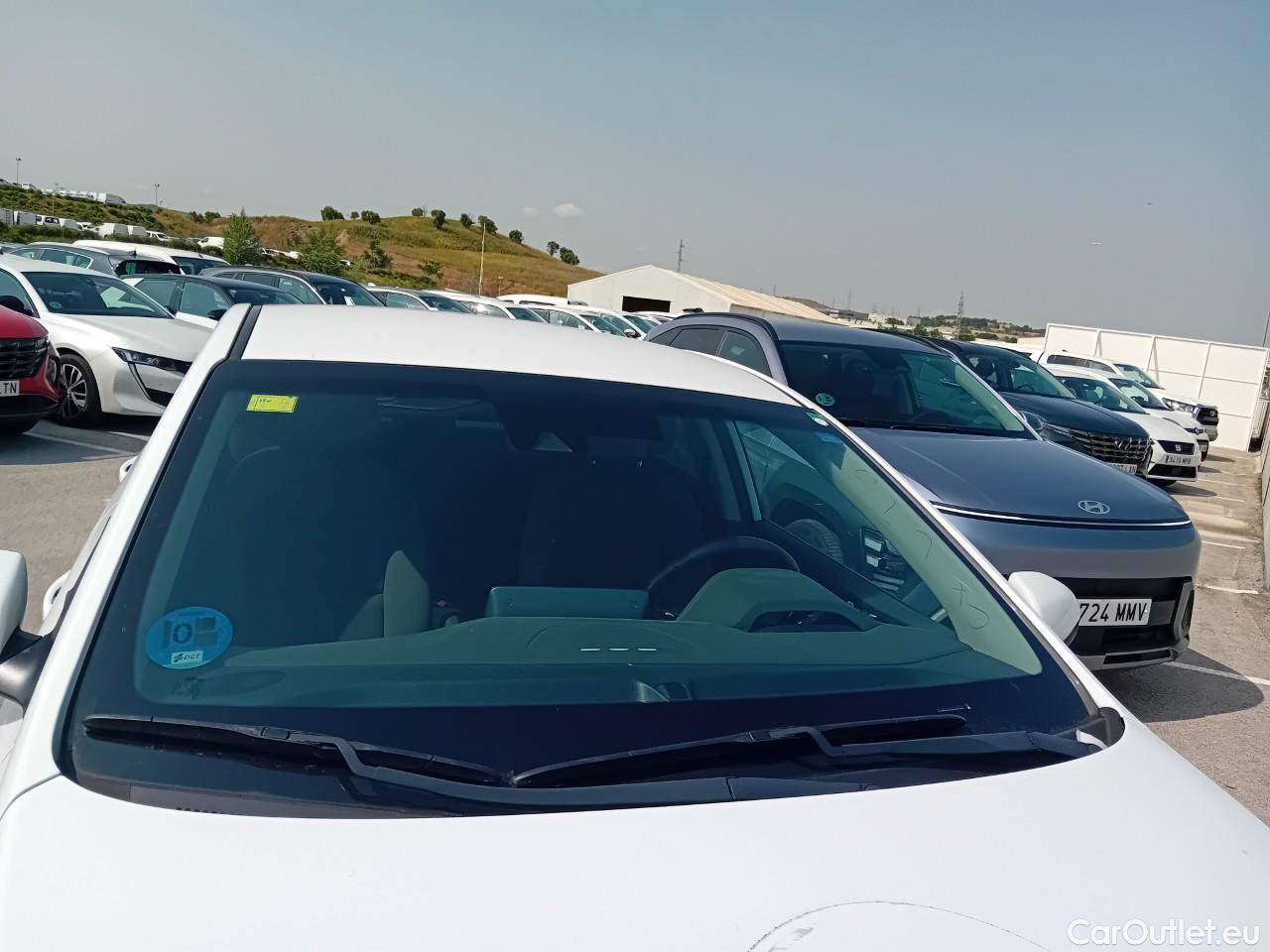  Hyundai   Ioniq HYUNDAI / 2019 / 5P / berlina con portón 1.6 GDI PHEV Klass DCT #10