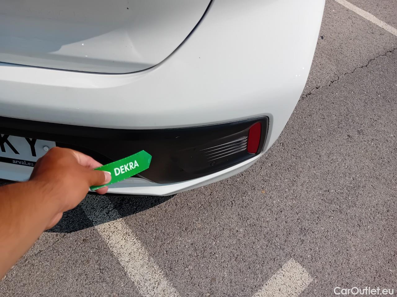  Hyundai   Ioniq HYUNDAI / 2019 / 5P / berlina con portón 1.6 GDI PHEV Klass DCT #21