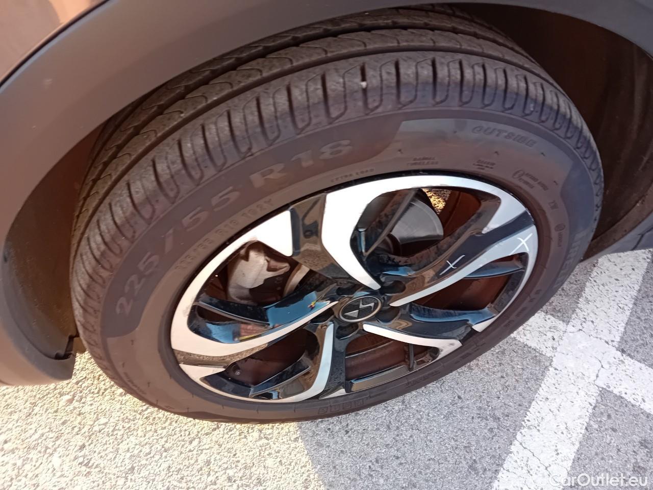  DS  DS7 DS DS 7 Crossback / 2017 / 5P / todoterreno BlueHDi DE 96kW (130CV) Auto. CHIC (AC) #23