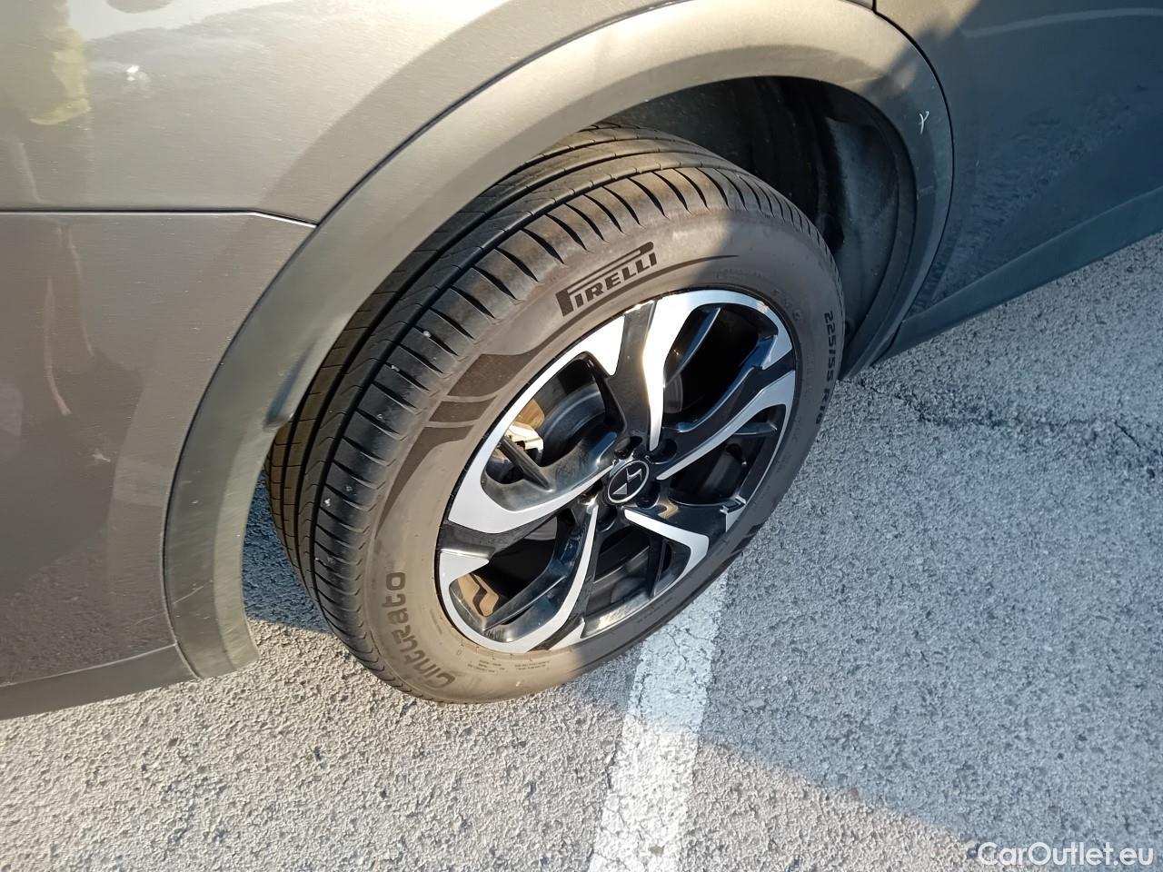  DS  DS7 DS DS 7 Crossback / 2017 / 5P / todoterreno BlueHDi DE 96kW (130CV) Auto. CHIC (AC) #28
