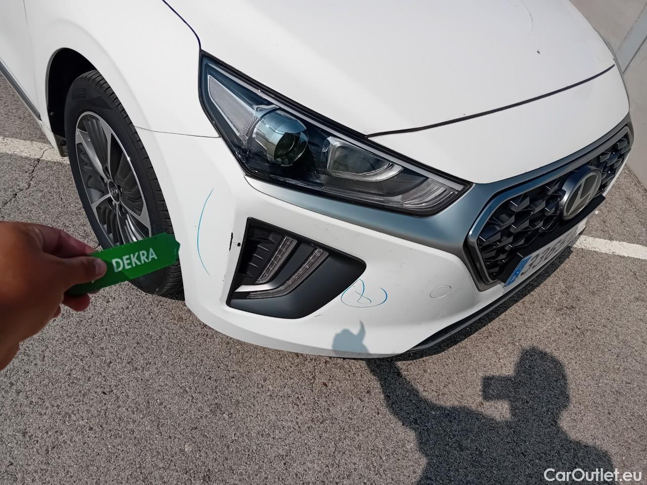 Hyundai   Ioniq HYUNDAI / 2019 / 5P / berlina con portón 1.6 GDI PHEV Klass DCT #5