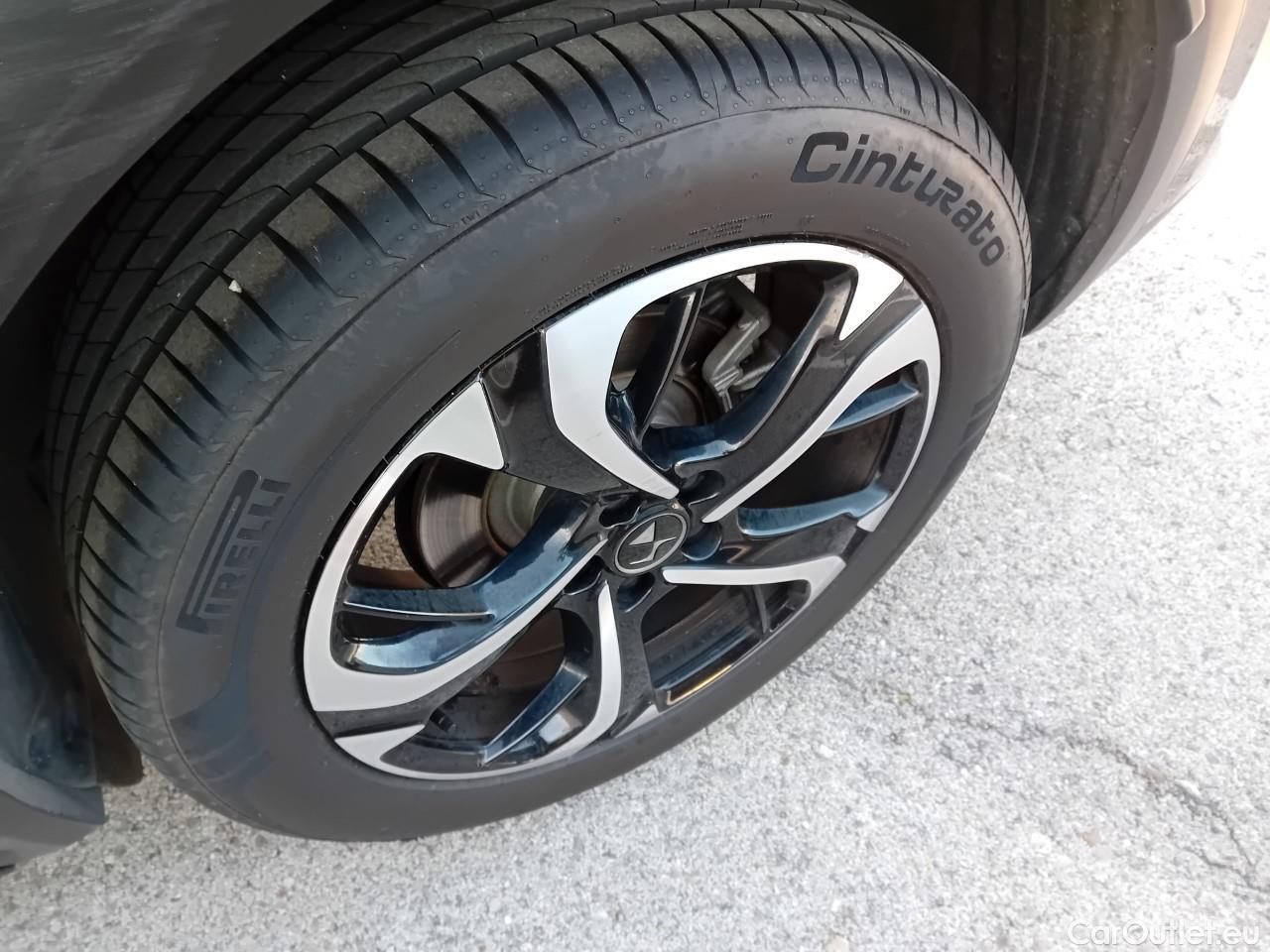  DS  DS7 DS DS 7 Crossback / 2017 / 5P / todoterreno BlueHDi DE 96kW (130CV) Auto. CHIC (AC) #20