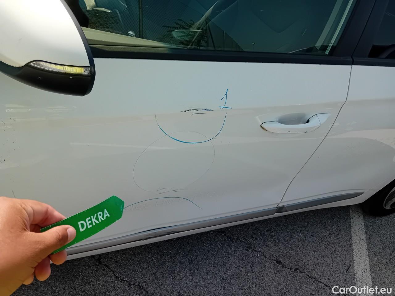  Hyundai   Ioniq HYUNDAI / 2019 / 5P / berlina con portón 1.6 GDI PHEV Klass DCT #11