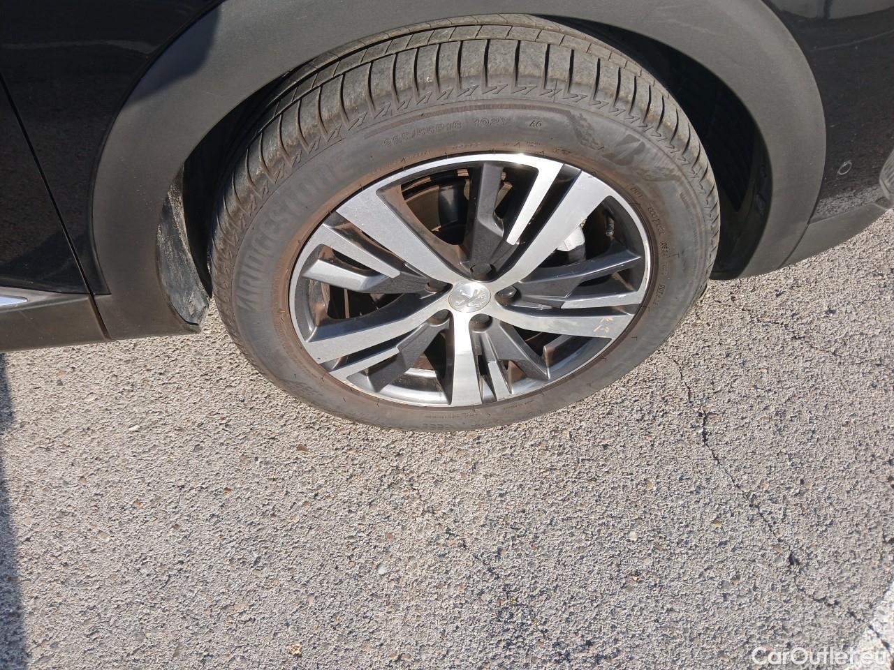  Peugeot  3008  Allure Pack 1.2 PureTech 130CV AT8 E6d #14