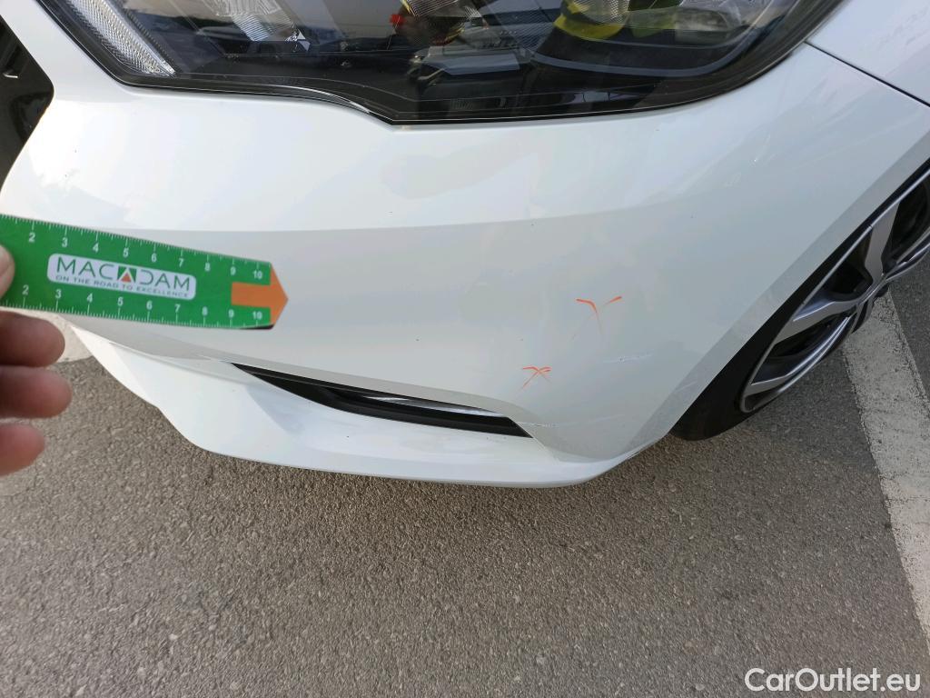  Nissan  Micra NISSAN  / 2017 / 5P / berlina con portón IG-T 68 kW (92 CV) E6D-F Acenta #17