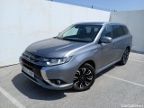  Mitsubishi  Outlander MITSUBISHI  5p 3G todoterreno 2.0 PHEV Kaiteki Auto 4WD 