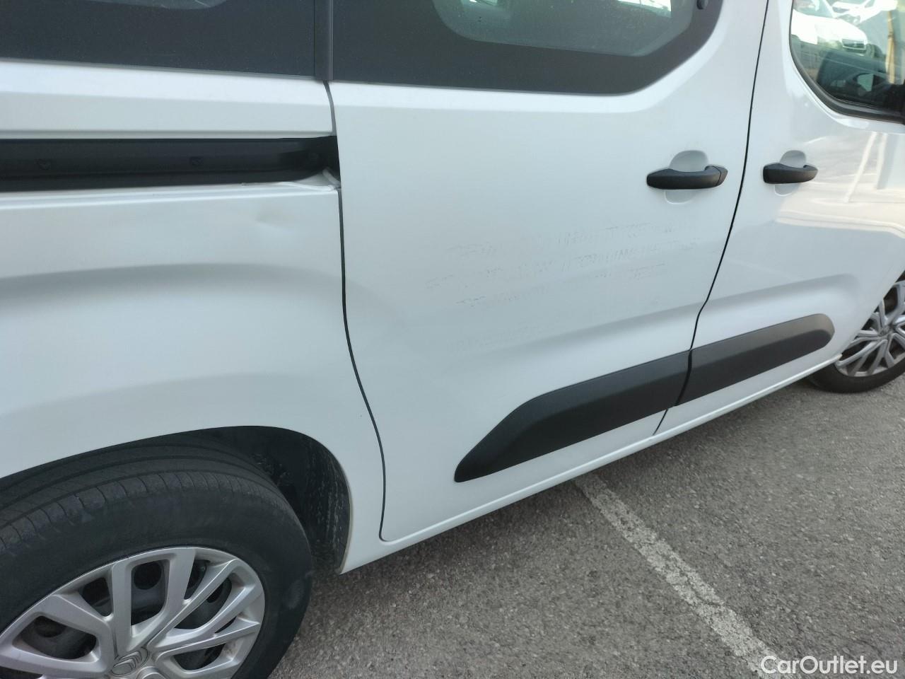  Citroen  Berlingo  Combi Live Pack M 1.5 BlueHDi 100CV MT6 E6d #66
