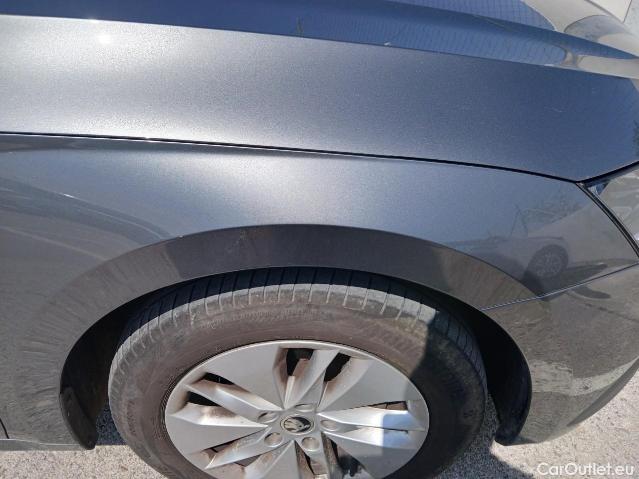  Skoda  Octavia  Combi Ambition 2.0 TDI 150CV AT7 E6d #18