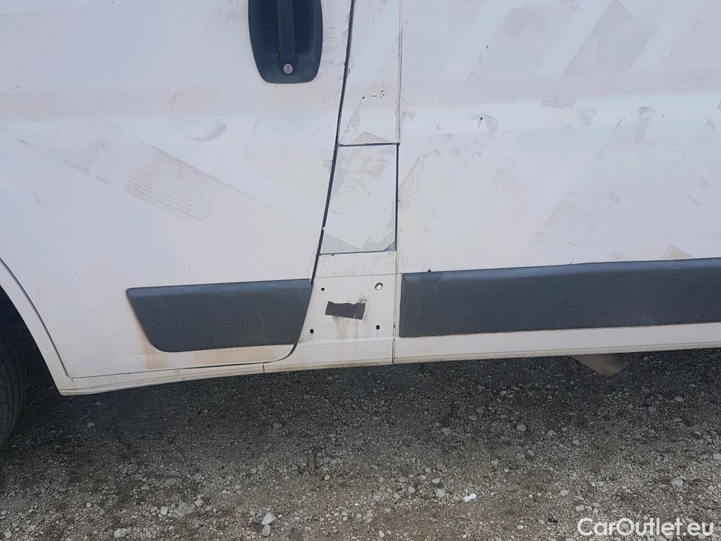  Fiat  Ducato FIAT  / 2014 / 4P / furgón 30 2.3 Multijet Furgón Corto 96kW (130CV #22