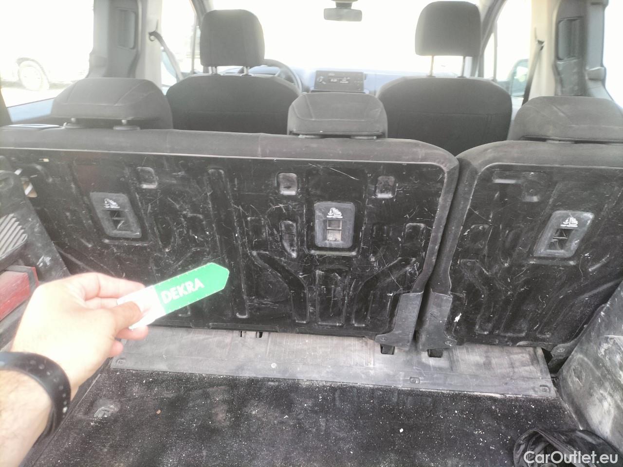  Citroen  Berlingo  Combi Live Pack M 1.5 BlueHDi 100CV MT6 E6d #61