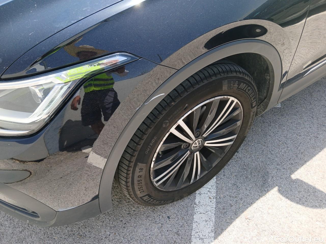  Volkswagen  Tiguan  Life 2.0 TDI 150CV AT7 E6d #13