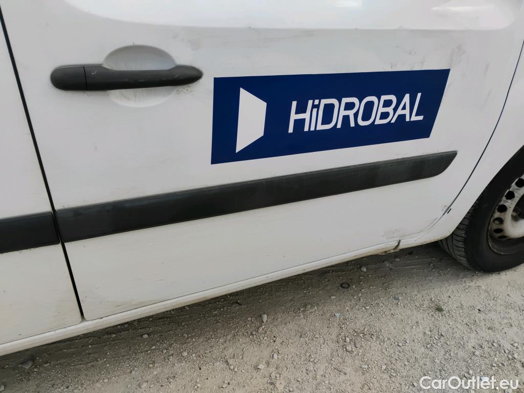  Renault  Kangoo  II Furgón Professional 1.5 dCi 90CV MT5 E5 #37