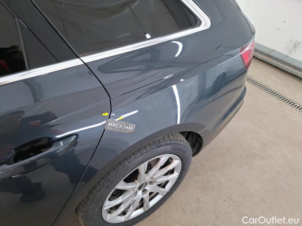  Audi  A4  Avant 35 TDI Business Line 2.0 TDI 165CV E6d #24