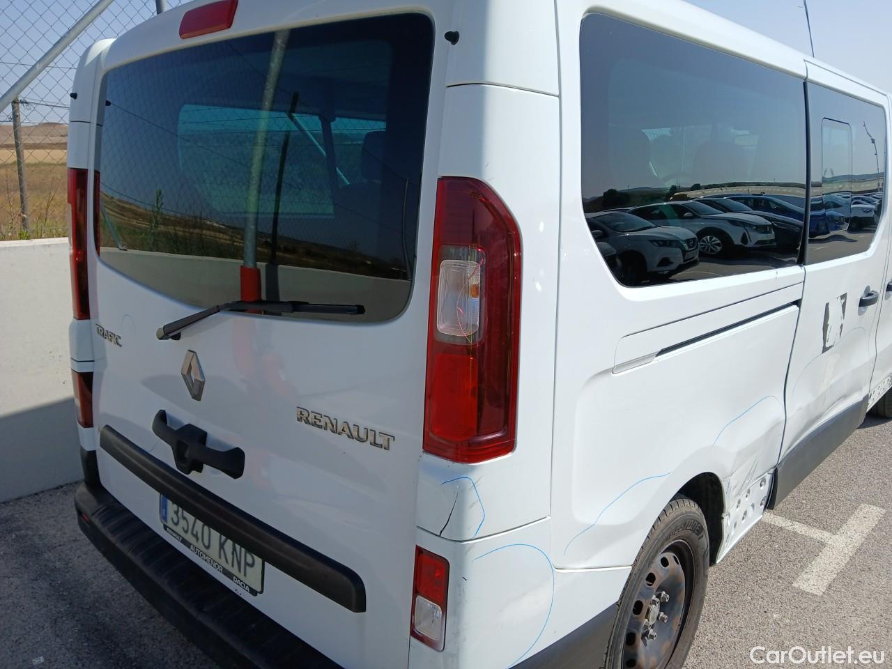  Renault  Trafic RENAULT  / 2014 / 5P / combi Passenger Largo En. dCi 92 kW(125 CV) E6 #70