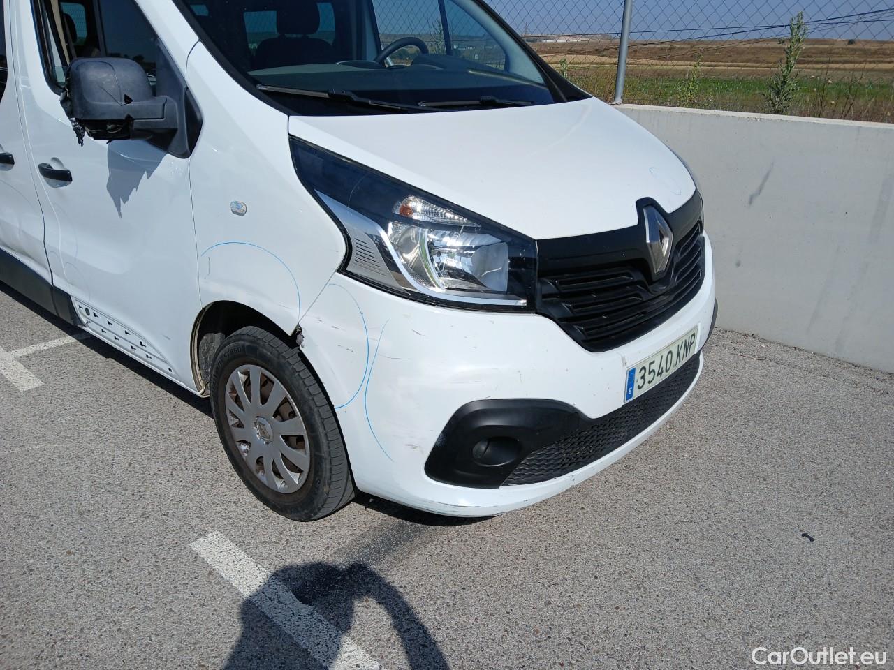  Renault  Trafic RENAULT  / 2014 / 5P / combi Passenger Largo En. dCi 92 kW(125 CV) E6 #52
