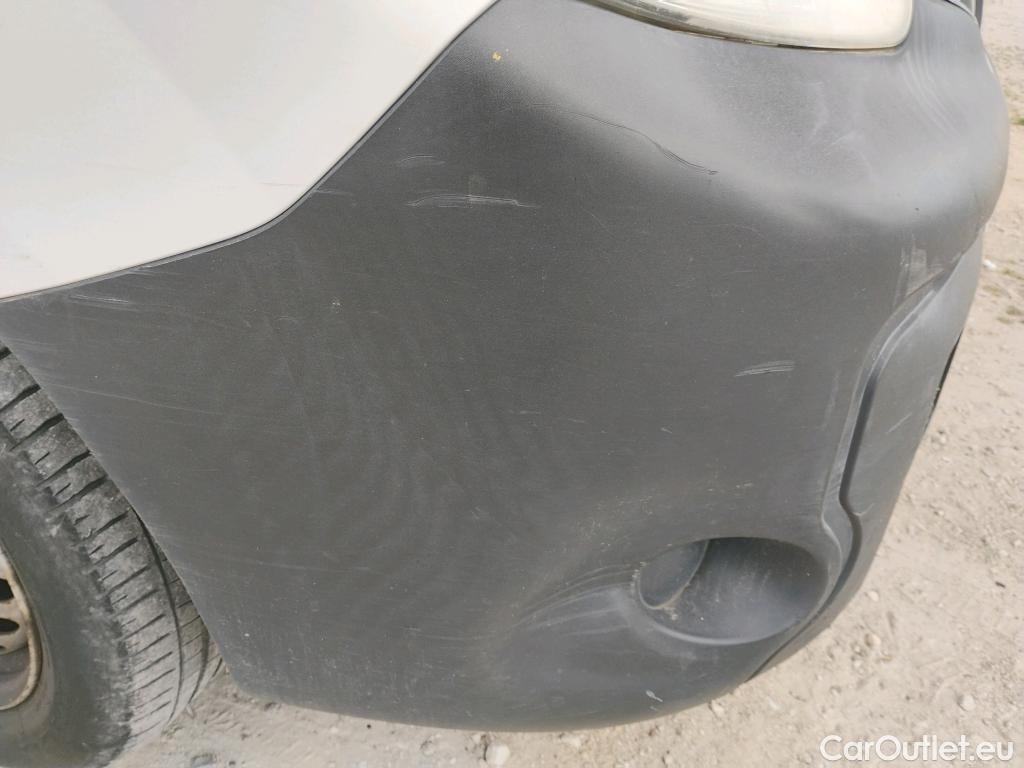  Renault  Kangoo  II Furgón Professional 1.5 dCi 90CV MT5 E5 #33