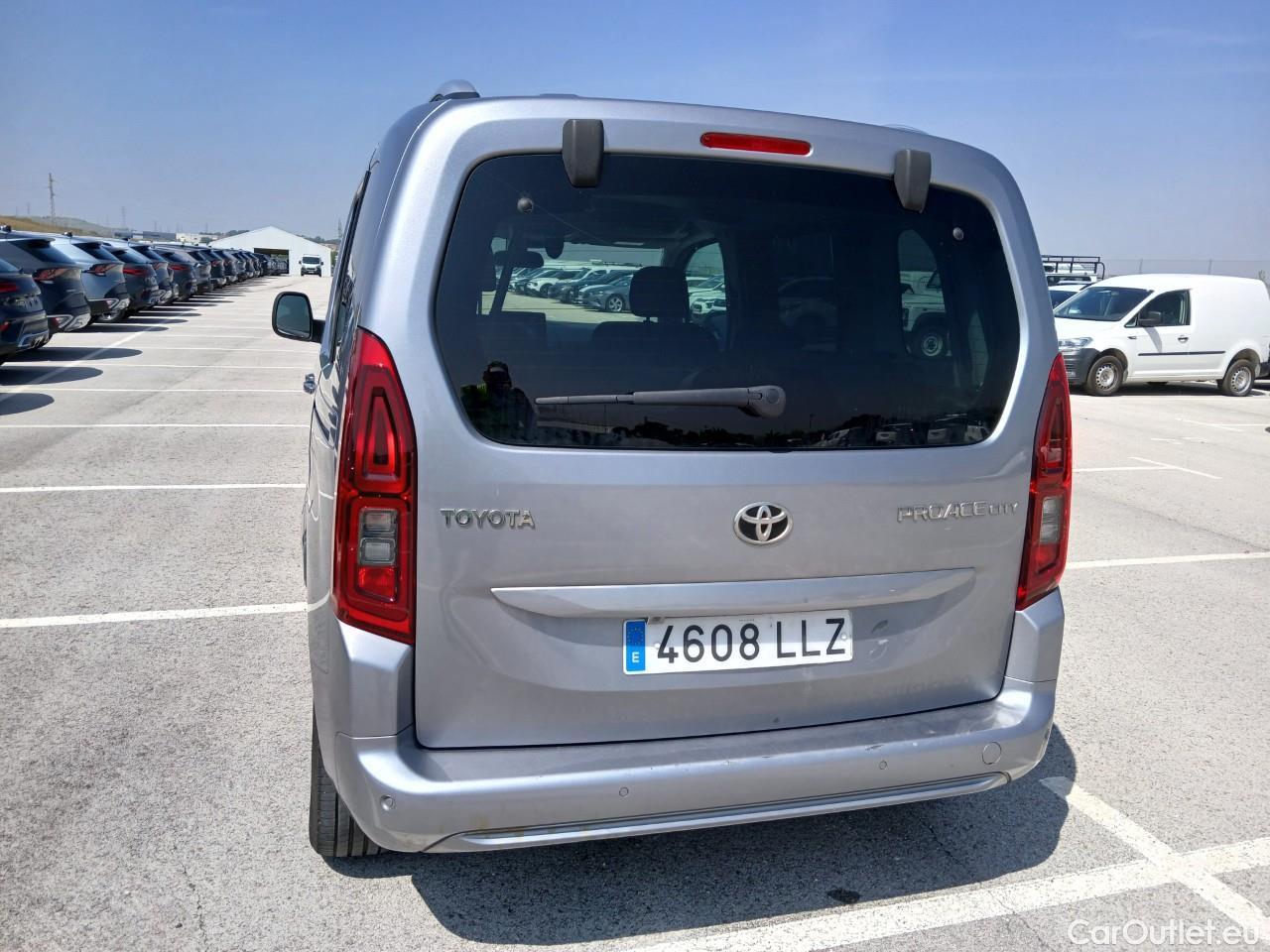  Toyota  Proace TOYOTA  City Verso / 2020 / 5P / monovolumen 1.5D 96kW (130CV) Family Active L1 #44