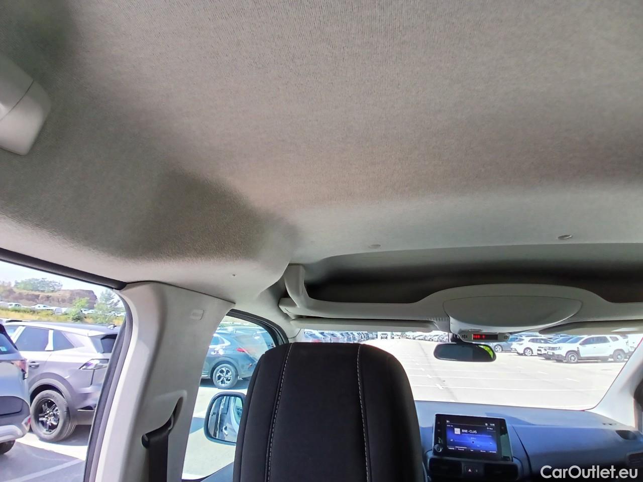  Toyota  Proace TOYOTA  City Verso / 2020 / 5P / monovolumen 1.5D 96kW (130CV) Family Active L1 #4