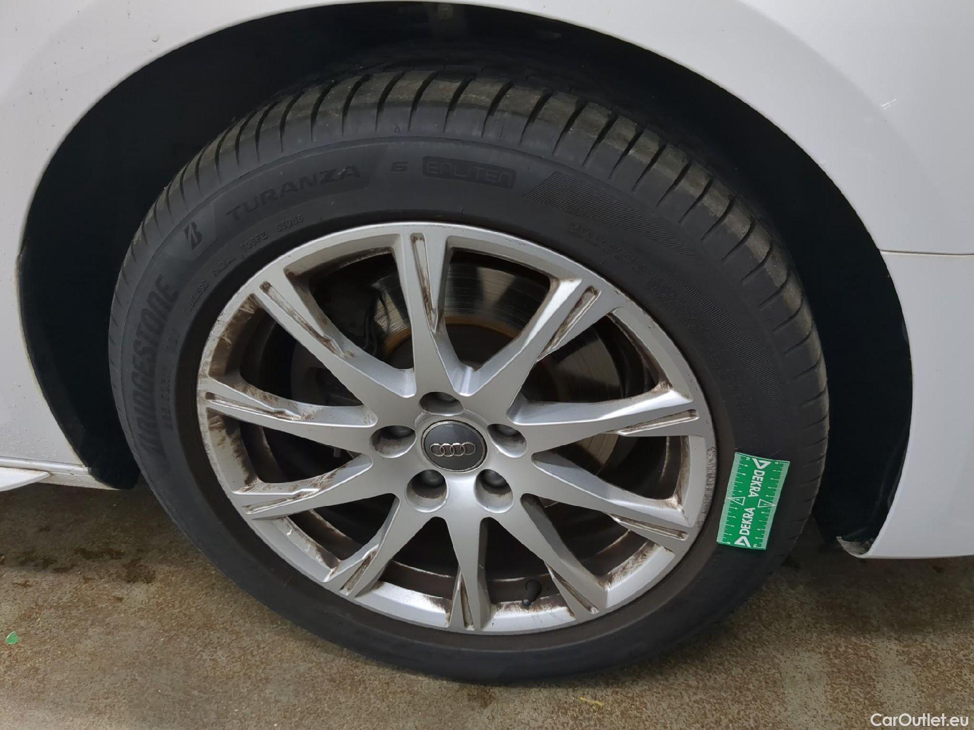  Audi  A4 AUDI  Avant / 2019 / 5P / Break 30 TDI 136 S tronic Business line #13
