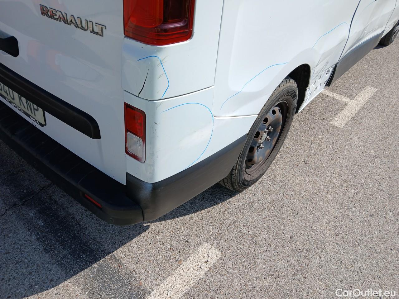  Renault  Trafic RENAULT  / 2014 / 5P / combi Passenger Largo En. dCi 92 kW(125 CV) E6 #74