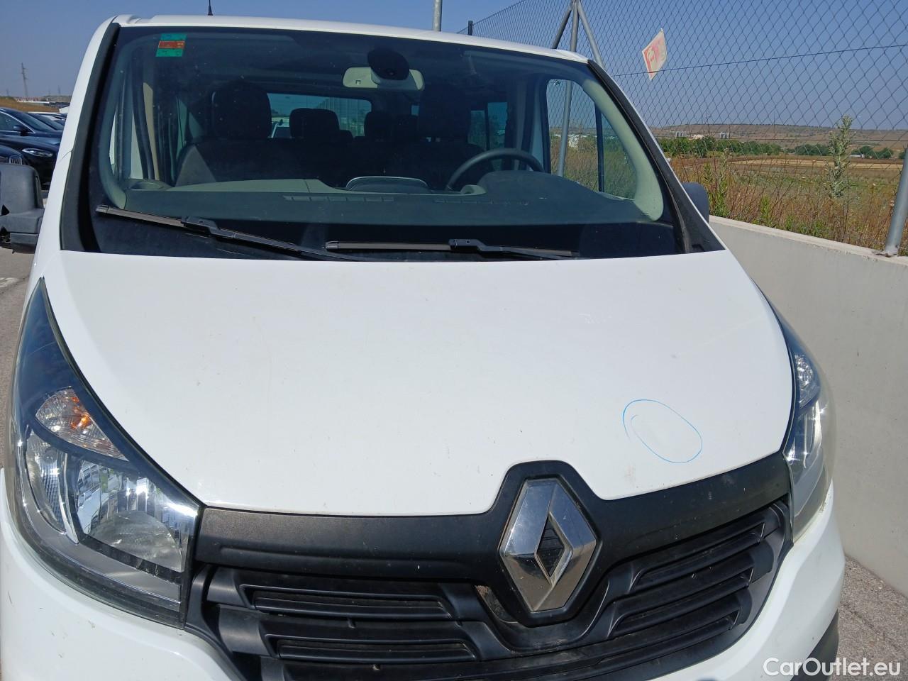  Renault  Trafic RENAULT  / 2014 / 5P / combi Passenger Largo En. dCi 92 kW(125 CV) E6 #53