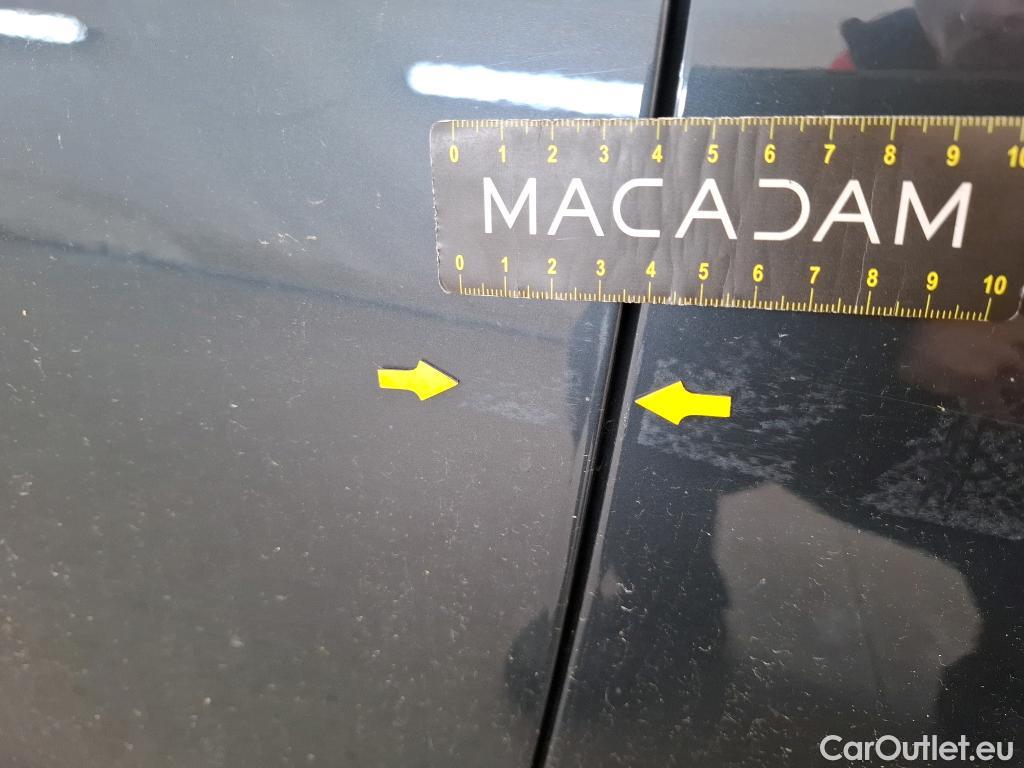  Audi  A4  Avant 35 TDI Business Line 2.0 TDI 165CV E6d #42