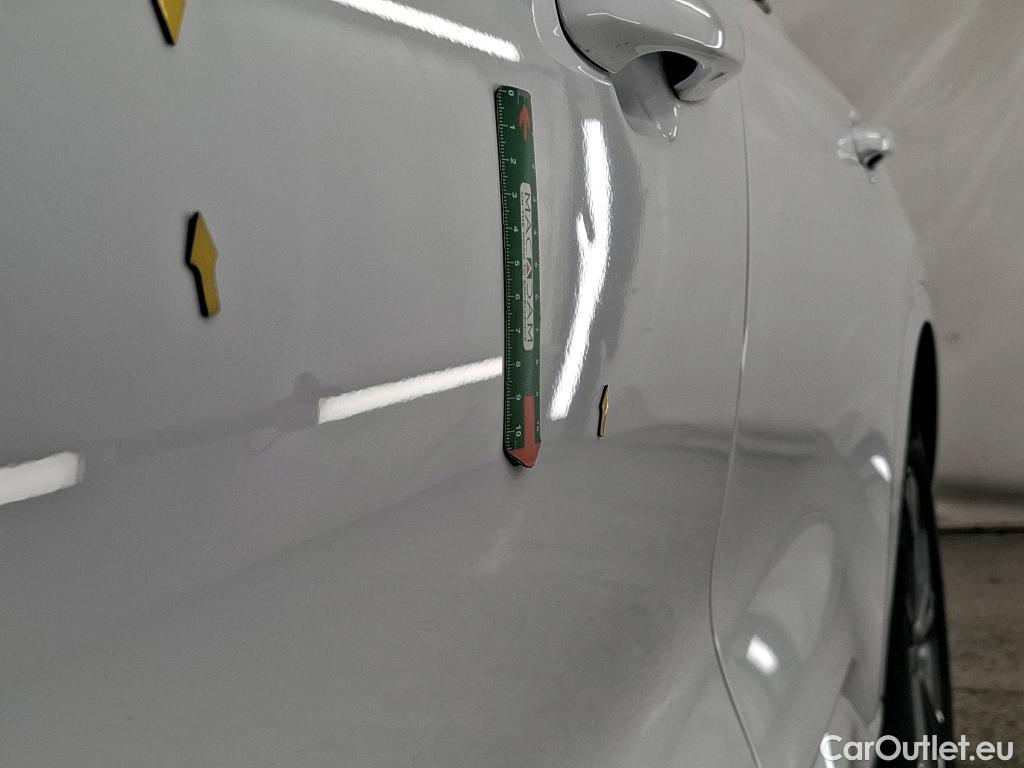  Ford  Kuga FORD  / 2019 / 5P / SUV 2.5 190 Hybrid Flexifuel Pshif ST-Line X #4