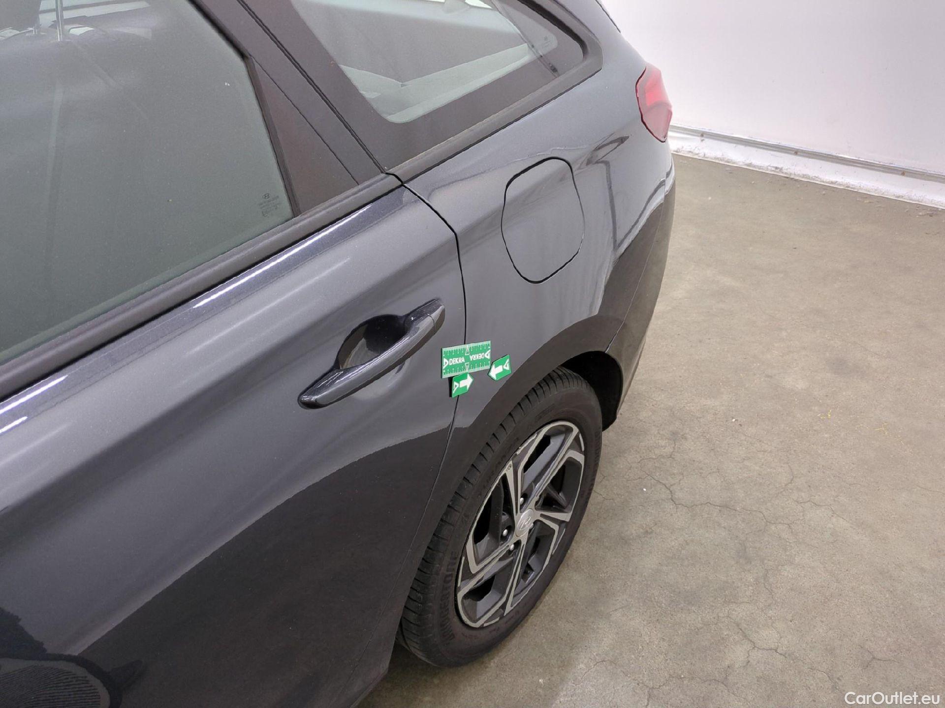  Hyundai  i30  cw Business 1.6 CRDi 115CV BVM6 E6d #36