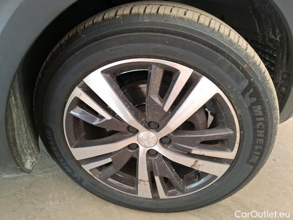  Peugeot  3008  Allure Pack 1.5 HDi 130CV BVA8 E6d #12