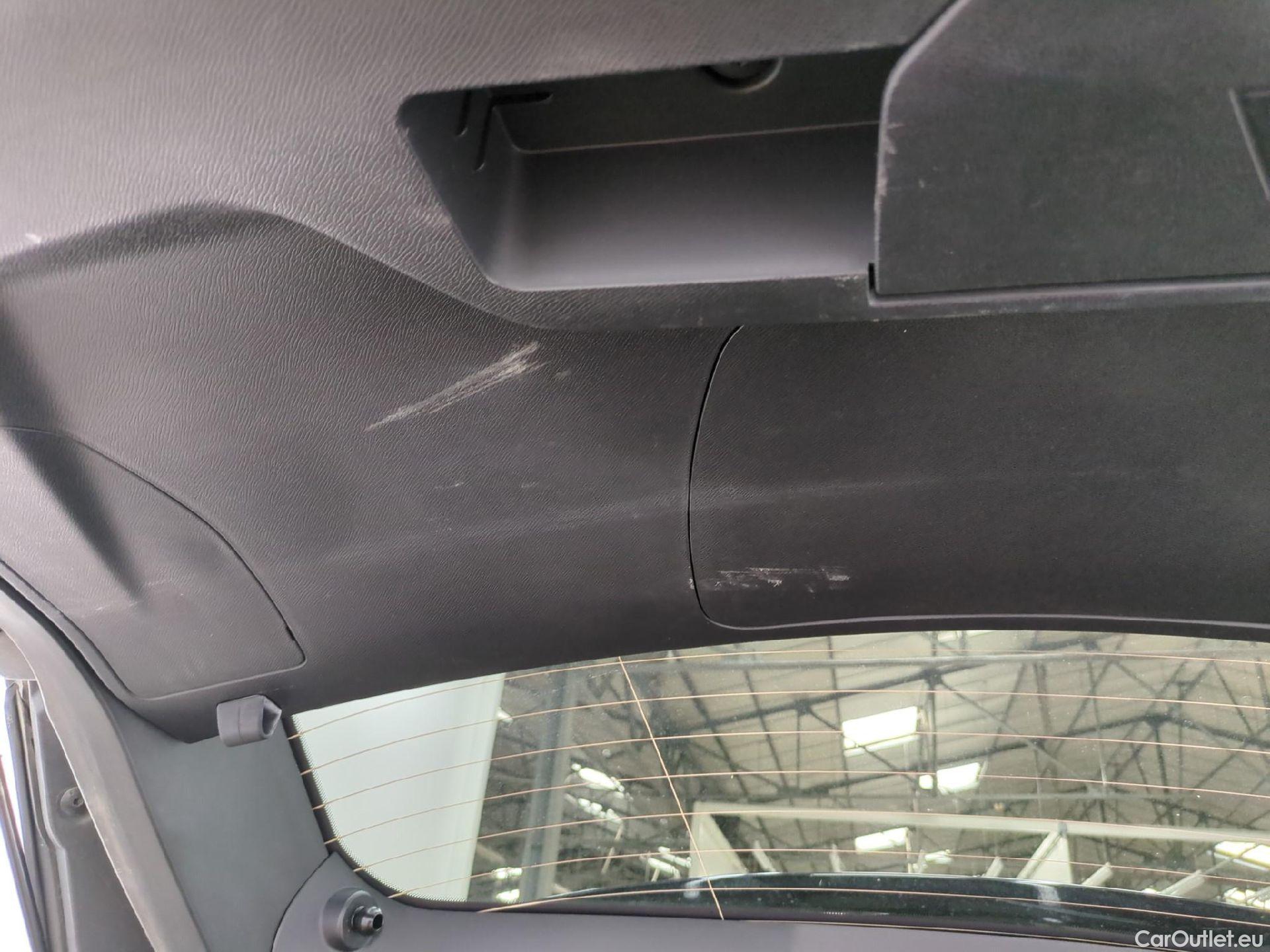  Peugeot  3008  GT 1.5 HDi 130CV BVM6 E6d #15