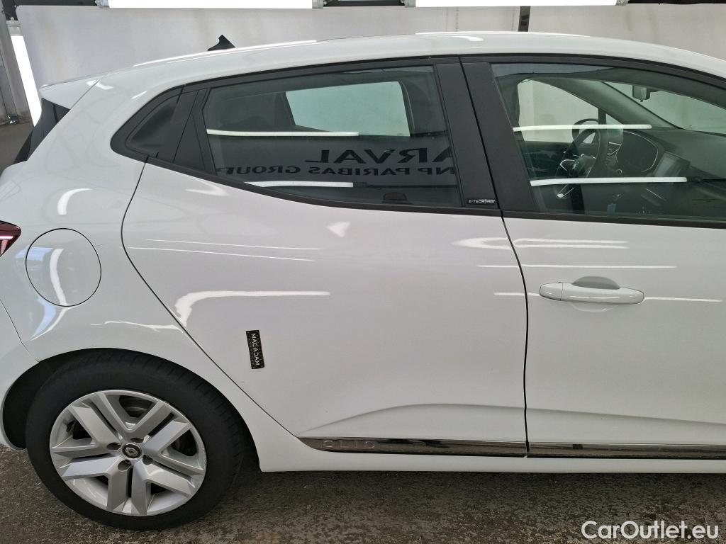  Renault  Clio  V Business 1.6 E-TECH Hybrid 140CV E6d #15