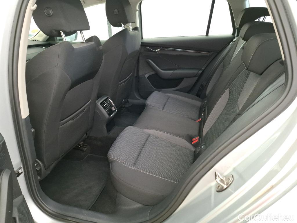  Skoda  Octavia  Break Business 2.0 TDI 150CV BVA7 E6d #19