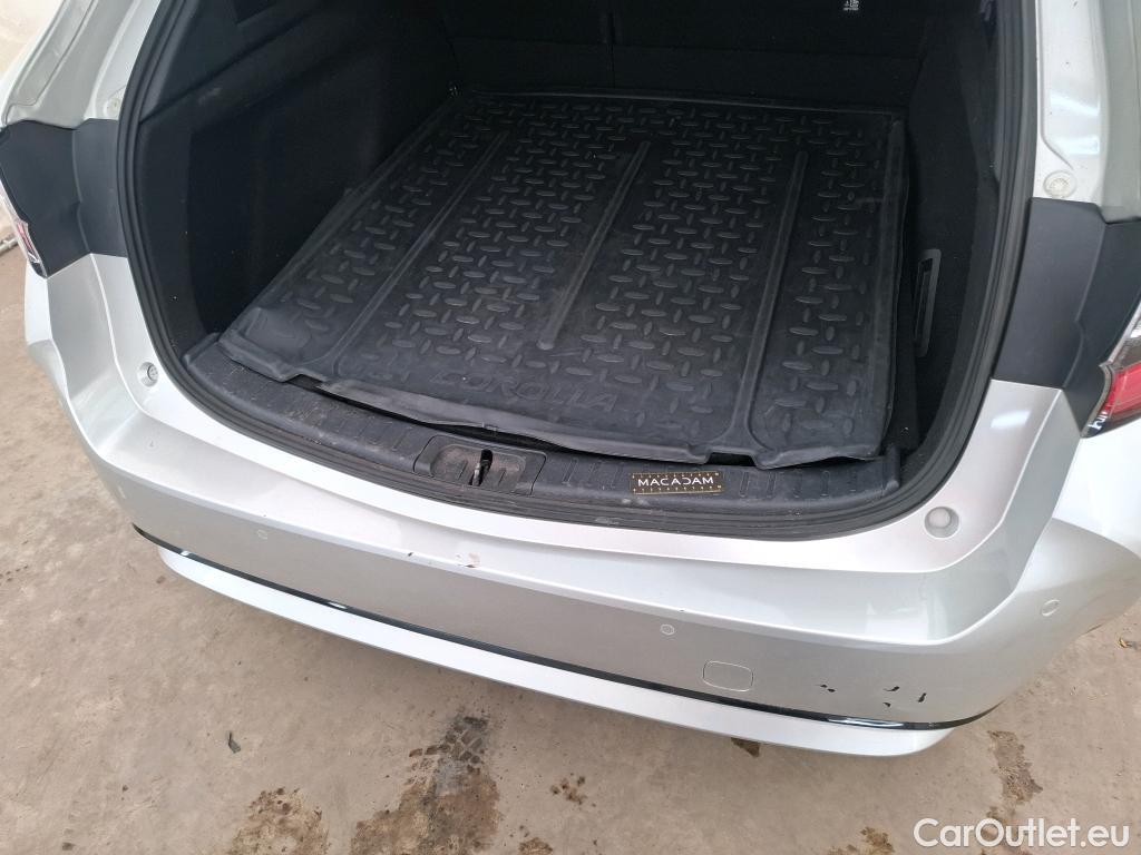  Toyota  Corolla TOYOTA  Touring Sports / 2018 / 5P / Break Hybride 122h Dynamic Business Stage Acad #31