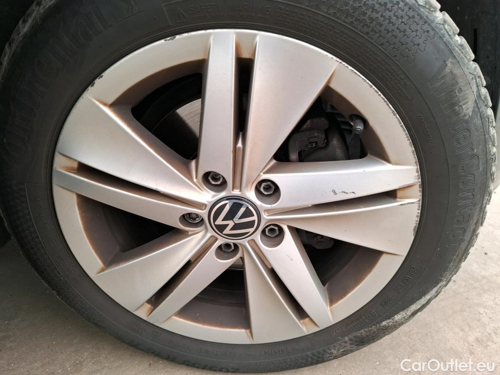  Volkswagen  Golf  VOLKSWAGEN / 2020 / 5P / Berline 2.0 TDI SCR 115 DSG7 Life Busi #6