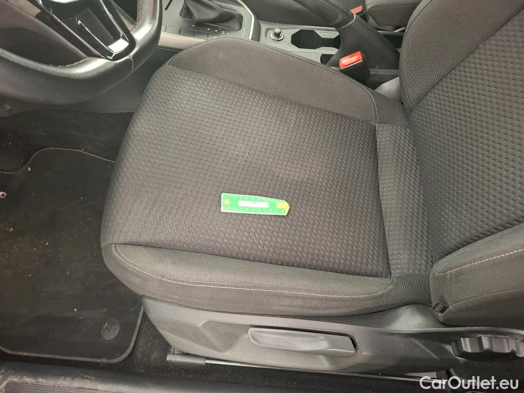  Volkswagen  Polo VOLKSWAGEN  / 2017 / 5P / Berline 1.0 TSI 95 DSG7 Lounge Business #15