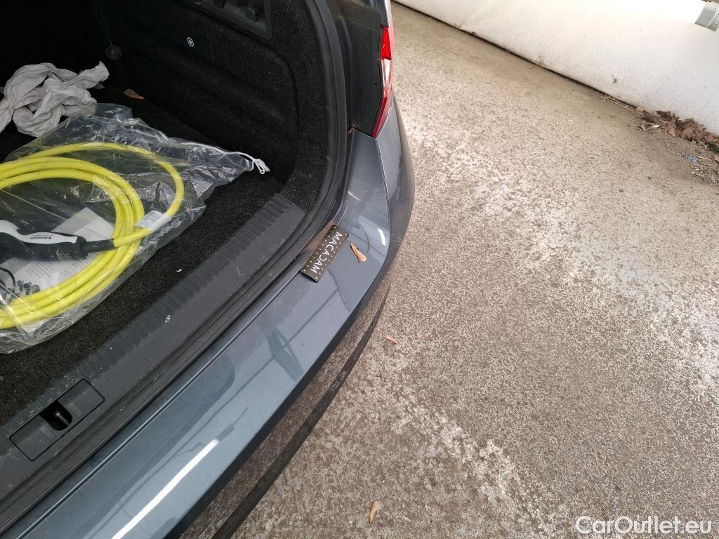  Skoda  Superb  Berline Business iV 1.4 TSI Hybrid 215CV BVA6 E6d #10