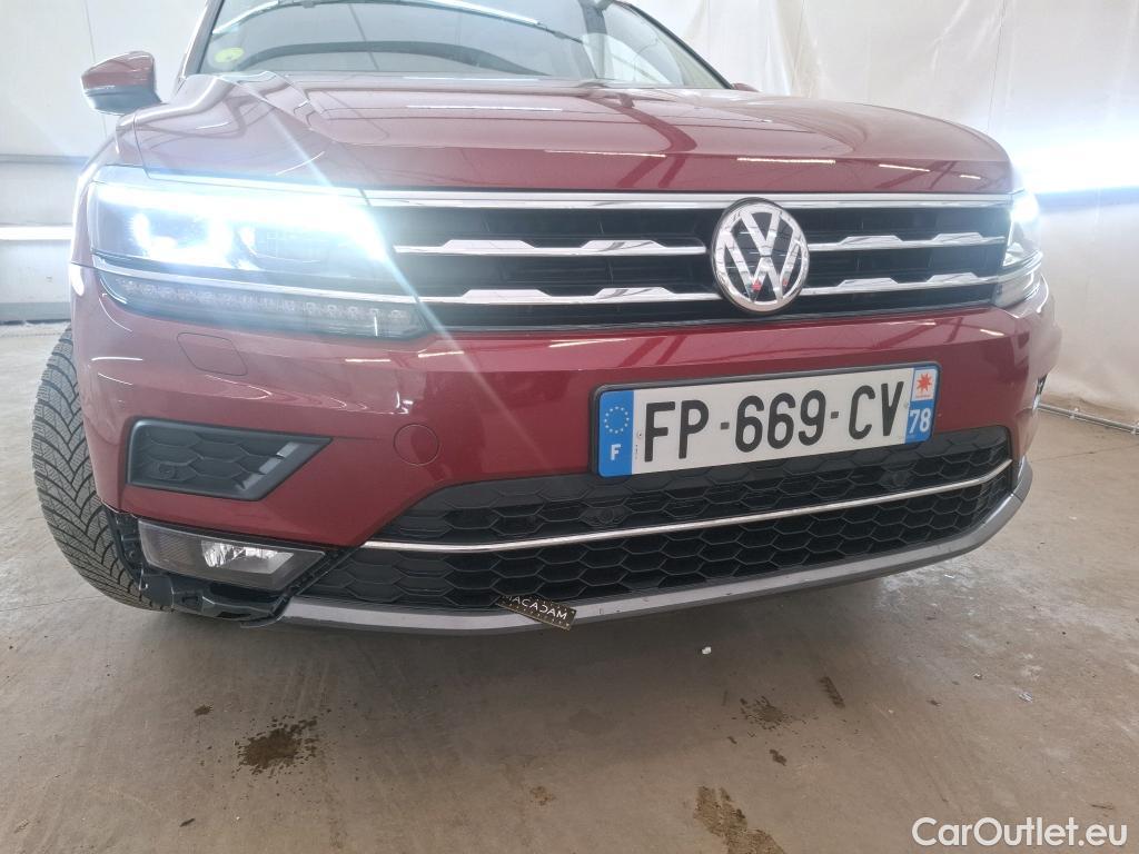  Volkswagen  Tiguan VOLKSWAGEN  Allspace / 2017 / 5P / SUV 2.0 TDI 190 DSG7 Carat Exclusive 4Motion #39