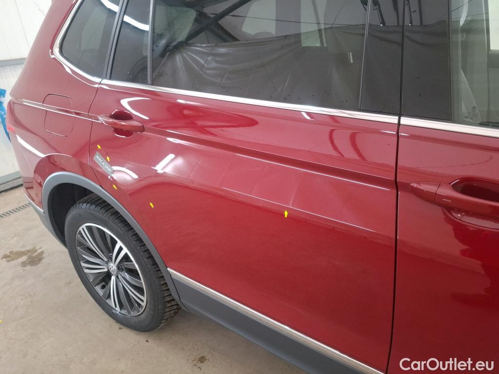  Volkswagen  Tiguan VOLKSWAGEN  Allspace / 2017 / 5P / SUV 2.0 TDI 190 DSG7 Carat Exclusive 4Motion #23