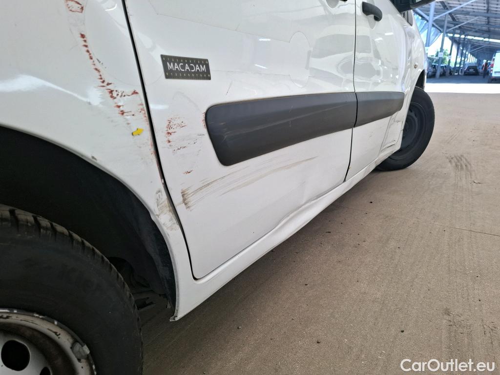  Citroen  Berlingo  Fourgon Club L1 (Court) 1.6 BlueHDi 100CV BVM5 E6 #15