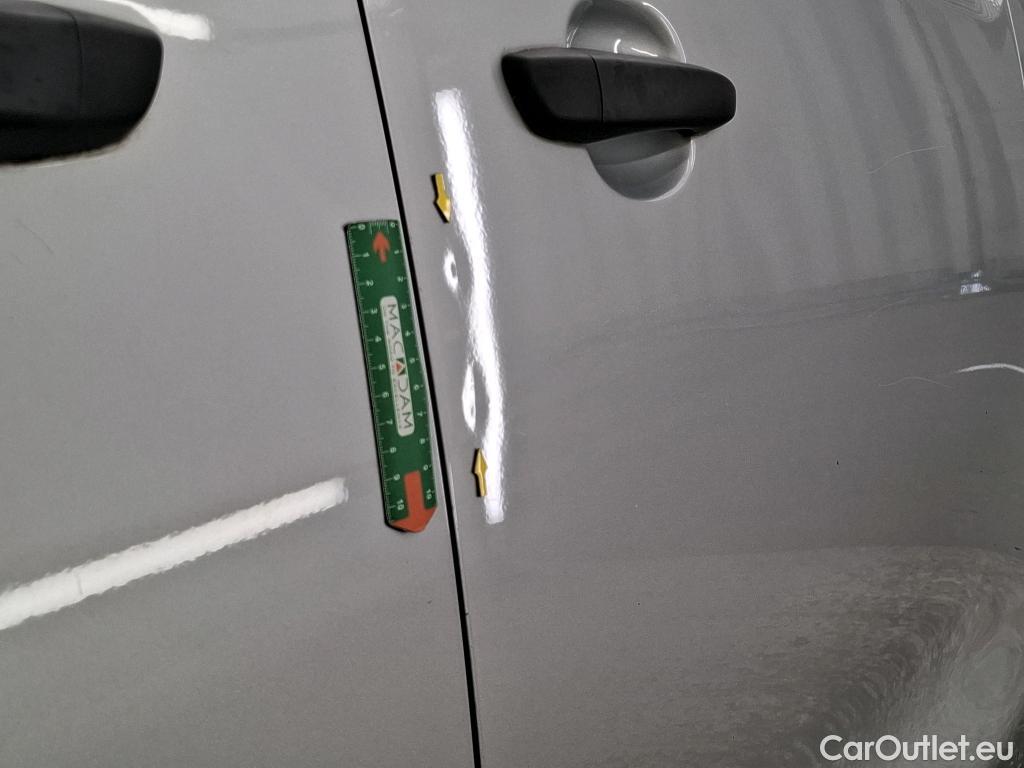  Peugeot  Expert PEUGEOT  VU 4p Fourgon BLUEHDI 180 S&S AUTO STANDARD PREM P #2