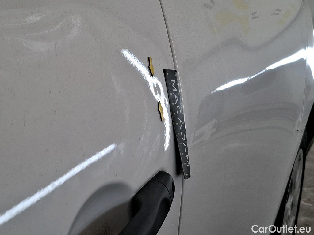  Renault  Clio  IV Air 1.5 dCi 75CV BVM5 E6 #59