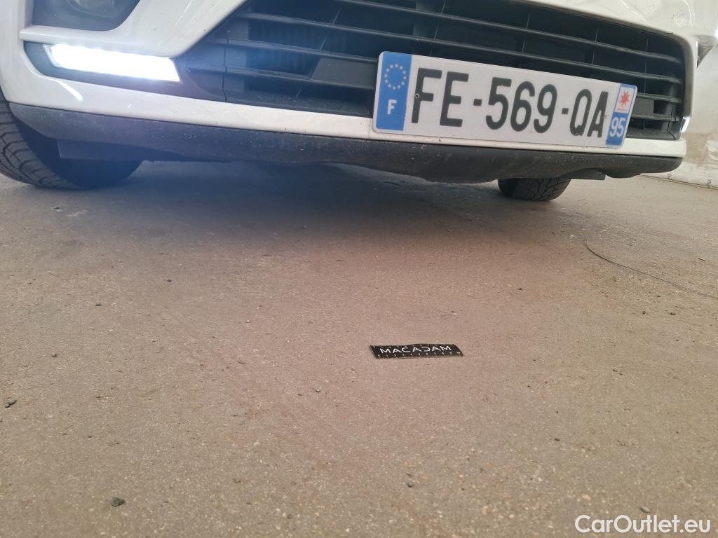  Renault  Clio  IV Air MediaNav 1.5 dCi 75CV BVM5 E6 #9