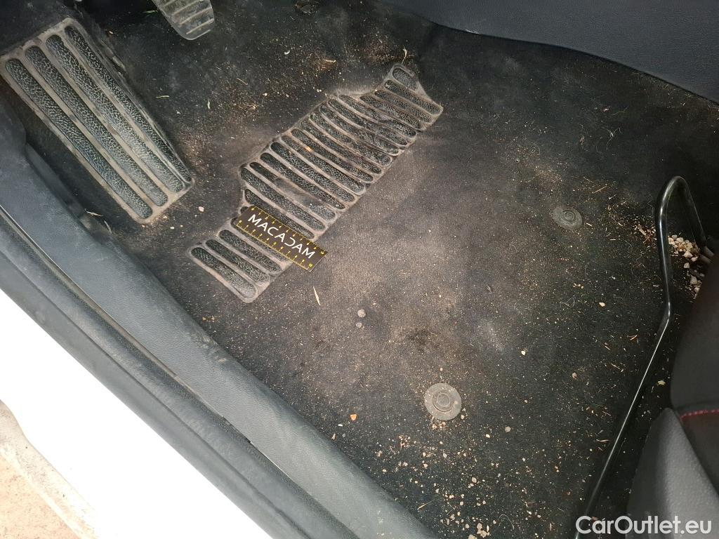  Renault  Clio  IV Air 1.5 dCi 75CV BVM5 E6 #41