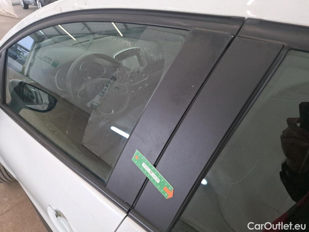  Renault  Clio  IV Air MediaNav 1.5 dCi 75CV BVM5 E6 #40