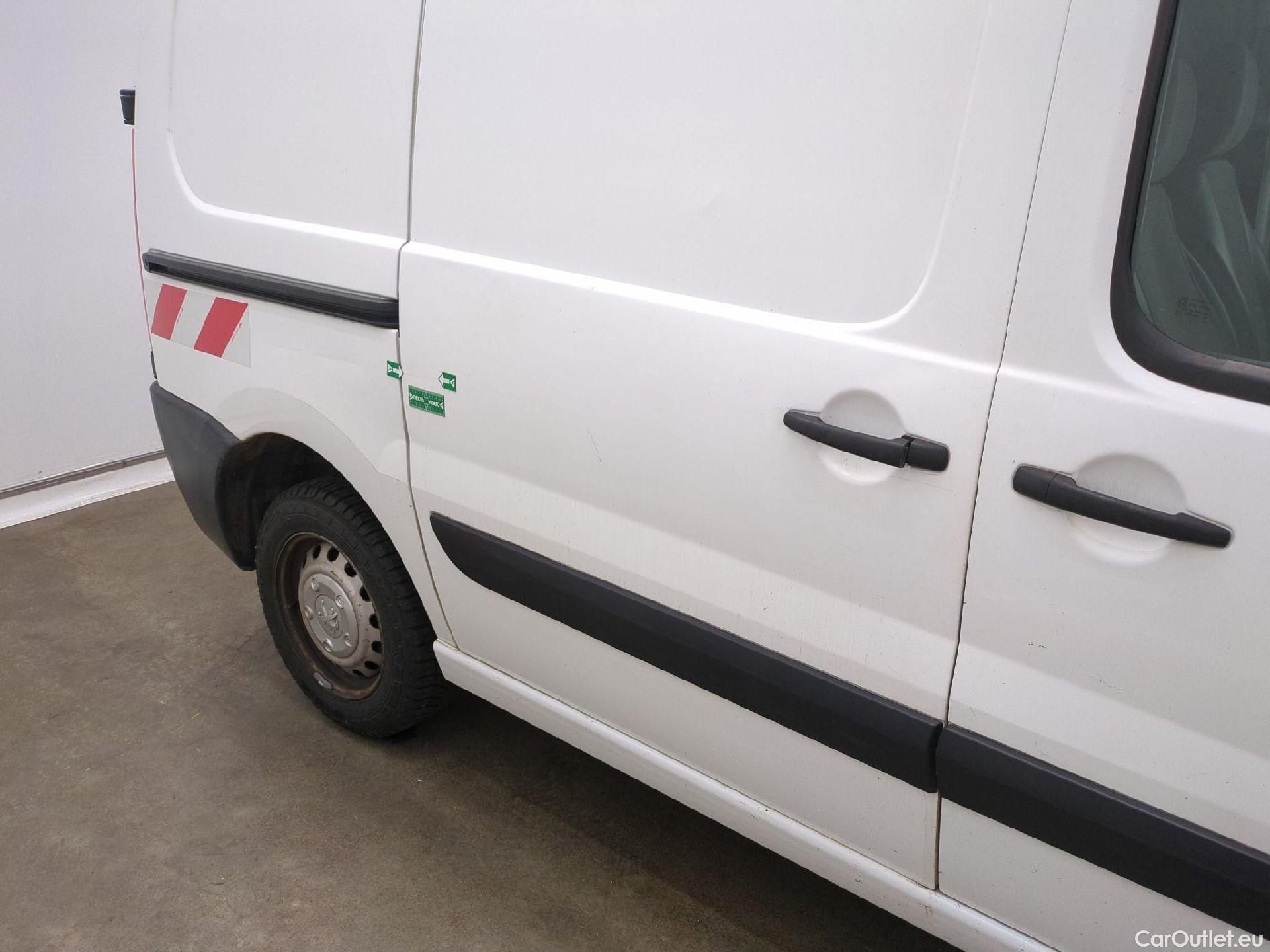  Peugeot  Expert  Fourgon  Fourgon L1H1 Pack CD Clim 2.0 130CV BVM6 #56
