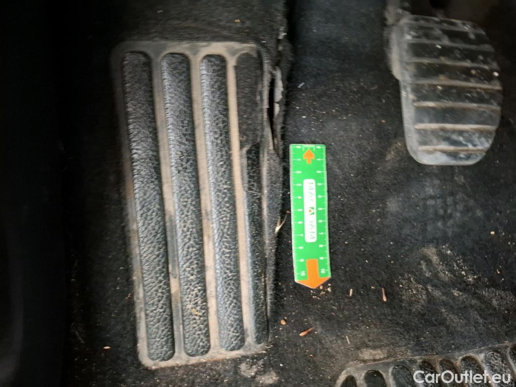  Renault  Clio  IV Air 1.5 dCi 75CV BVM5 E6 #4