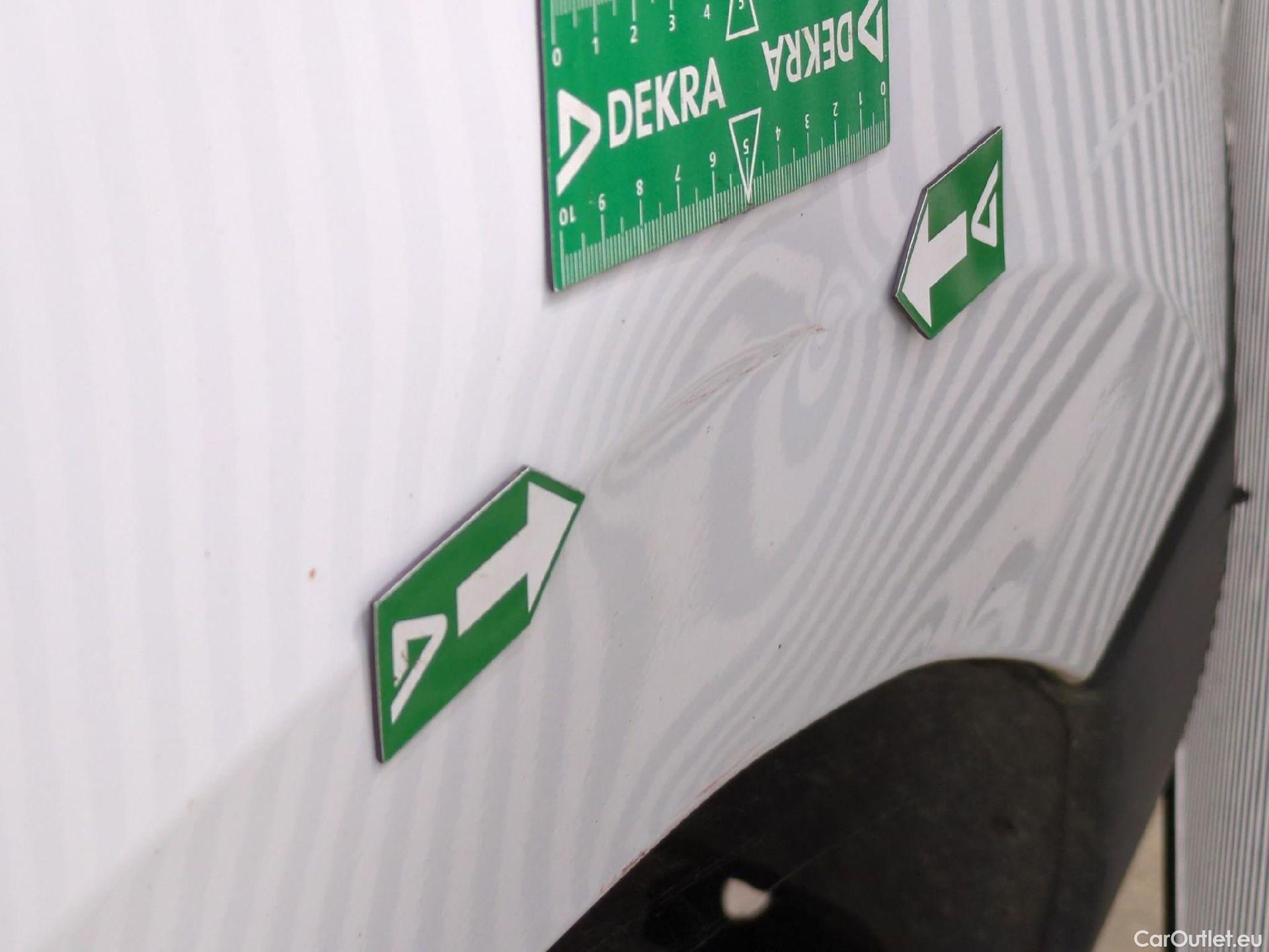  Renault  Master RENAULT  VU 4p Fourgon FG GCf Trac F3500 L2H2 Energy dCi 145 E6 #36