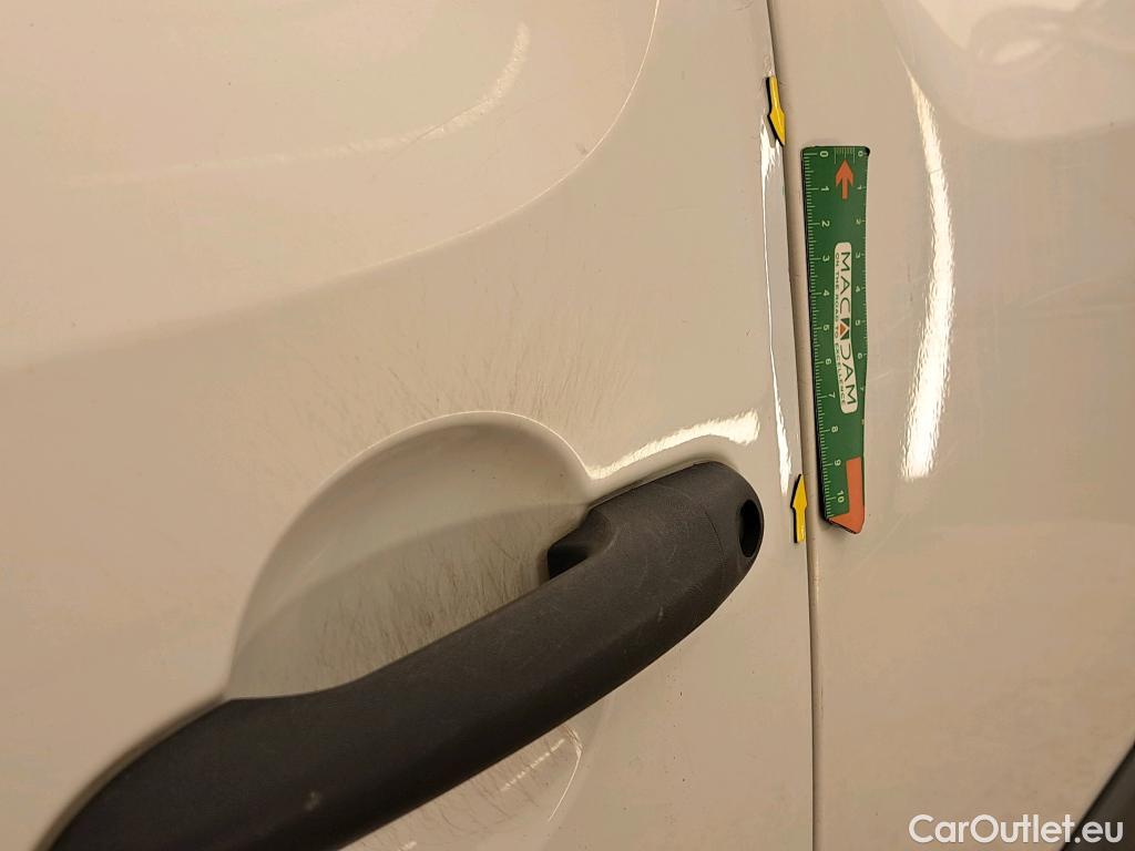  Renault  Kangoo RENAULT  Express / 2013 / 4P / Fourgonnette Extra R-Link dCi 90 #13