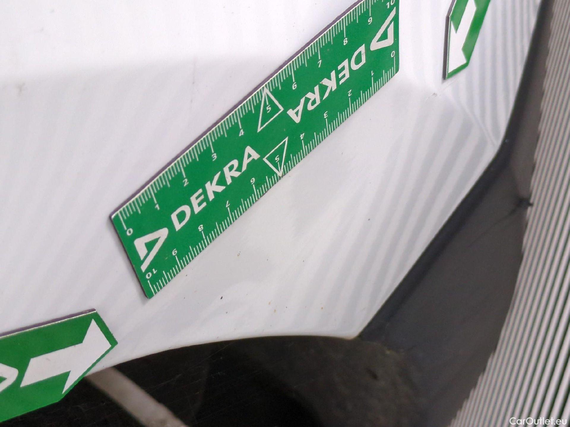  Renault  Master RENAULT  VU 4p Fourgon FG GCf Trac F3500 L2H2 Energy dCi 145 E6 #35